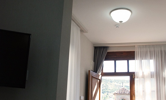 Metekhi rise apartment